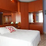 Uhc Casa Magnolia * Miami Playa